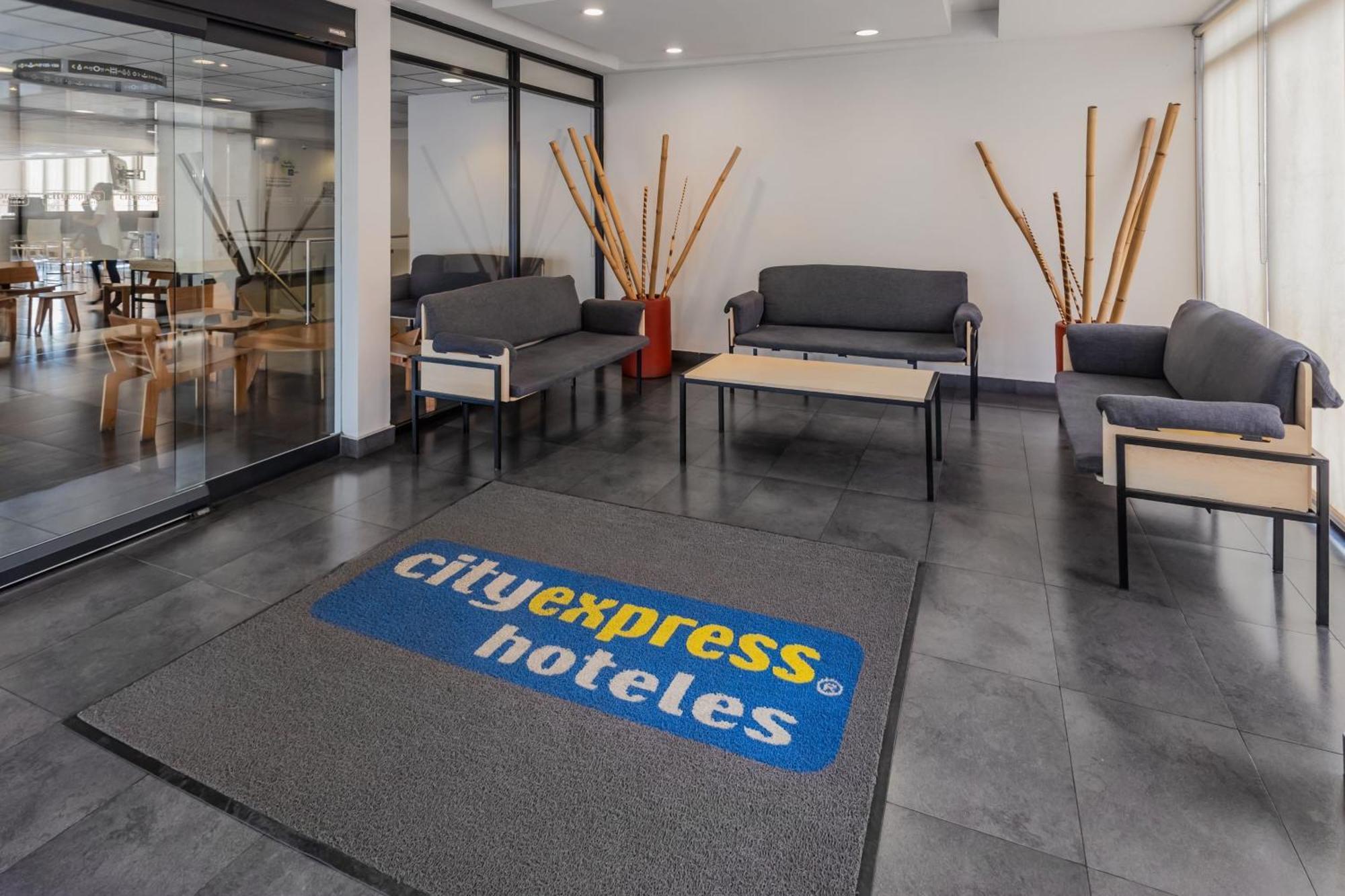 City Express By Marriott Oaxaca Exterior foto